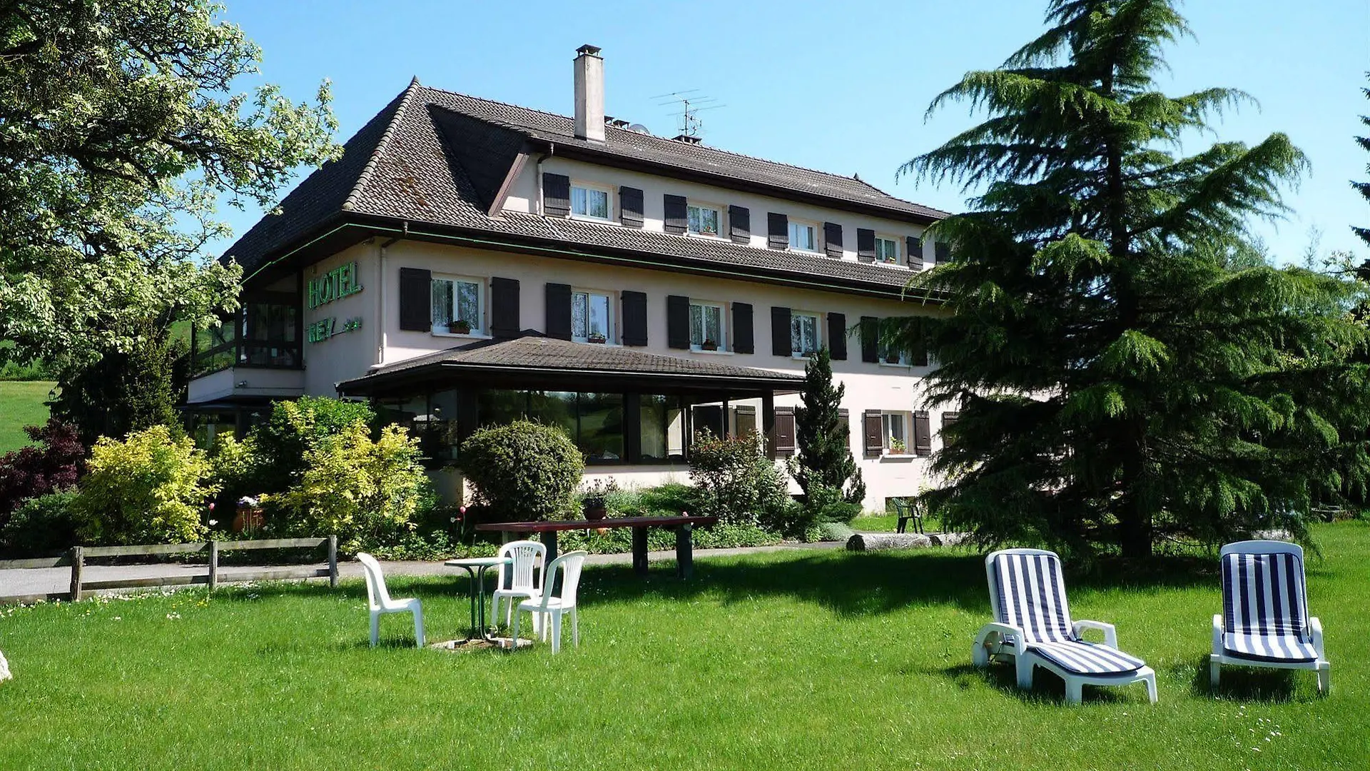 The Originals City, Hôtel Rey du Mont Sion, Saint-Julien-en-Genevois Sud  3*, Saint-Blaise (Haute-Savoie)